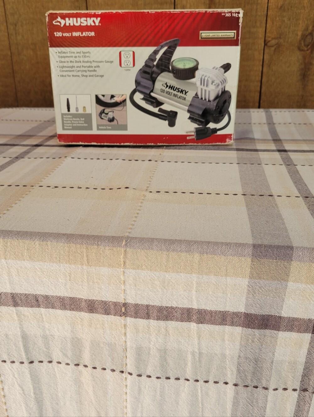 Boxed Electric Inflator - Picture 4 of 4